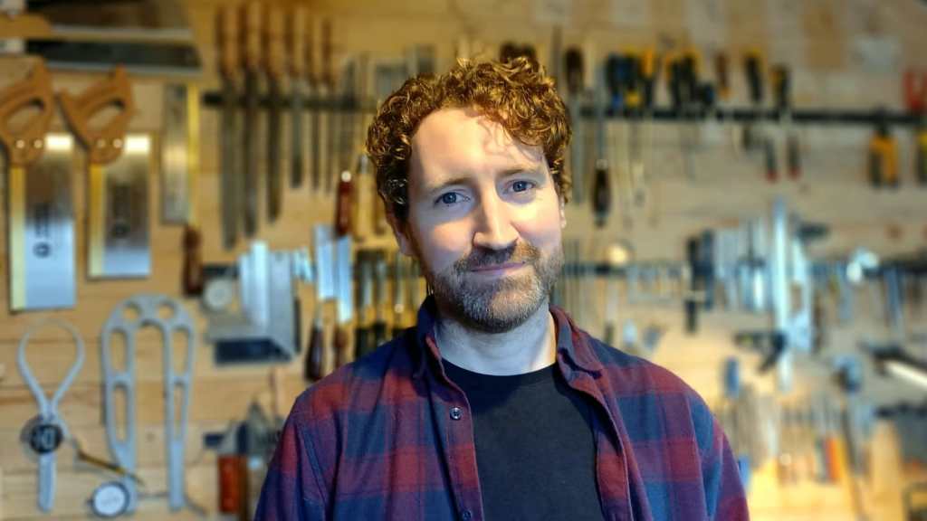 Dave Travers Luthier